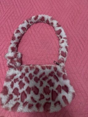 Faux Fur Pink Leopard-Print Shoulder Bag